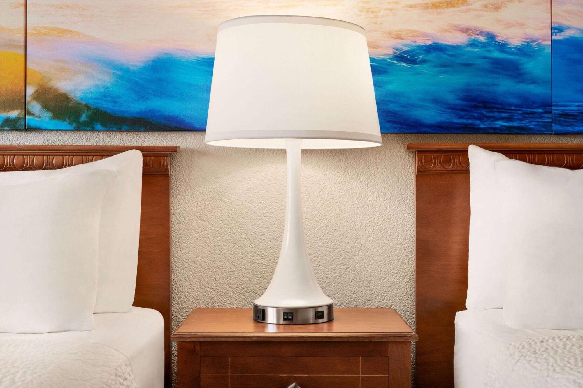 Days By Wyndham Oceanfront