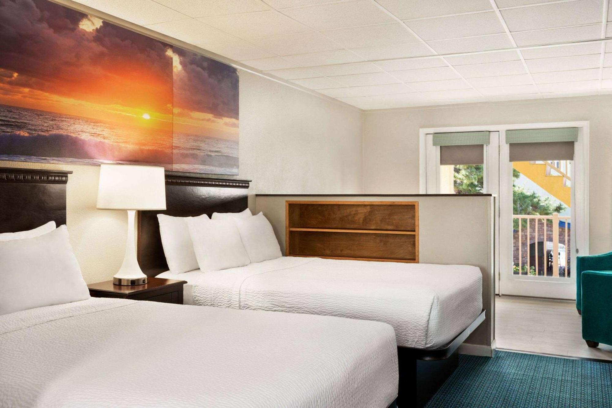 Days By Wyndham Oceanfront 3*